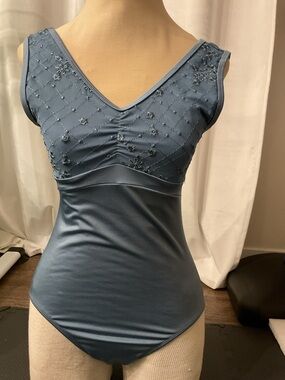 Suffolk light blue embroidery leotard L